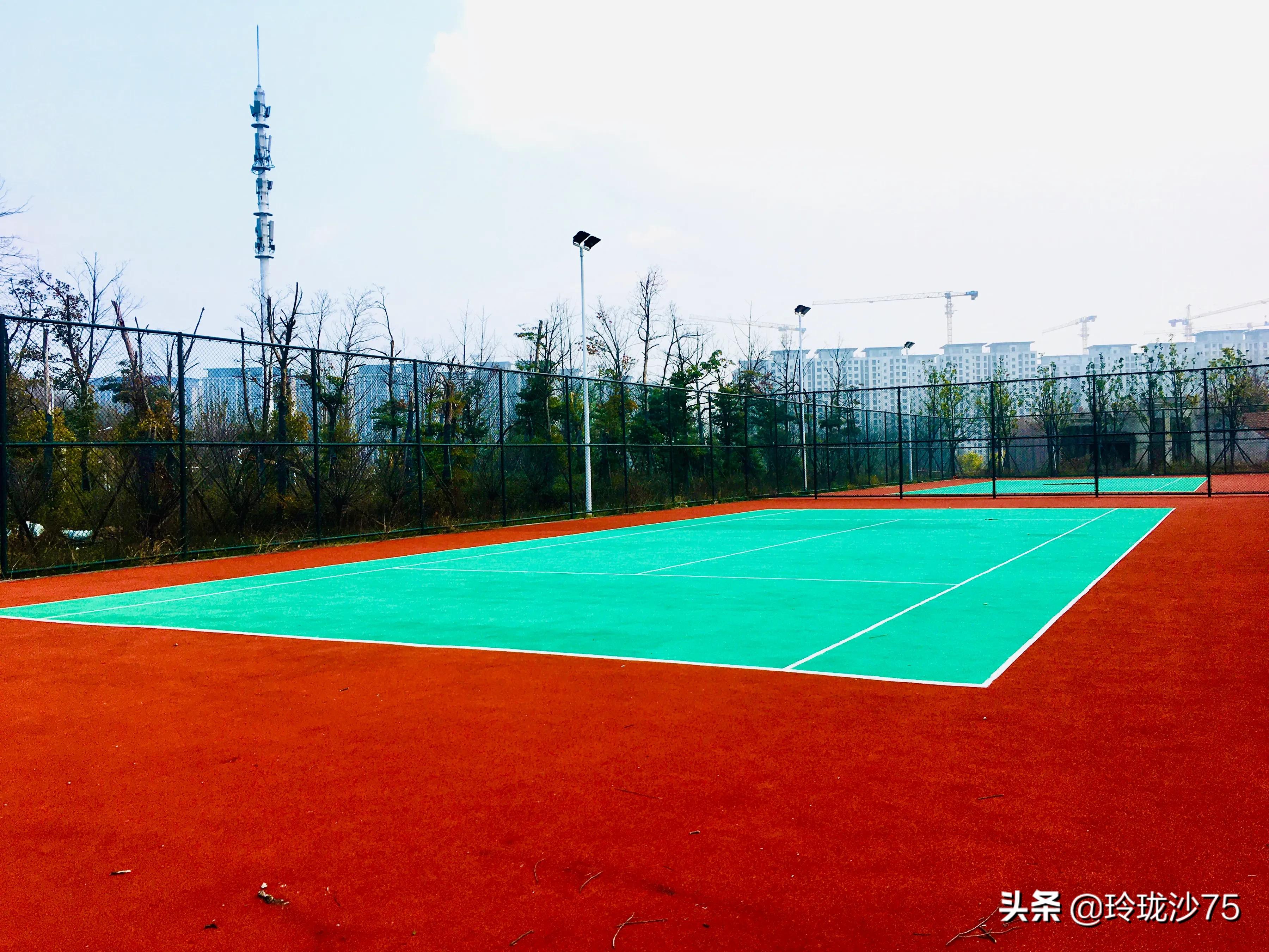 长沙风景美丽的篮球场,长沙王陵公园生态足球场