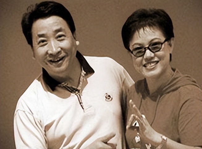 姜昆情感专家相声,姜昆给自己的定位