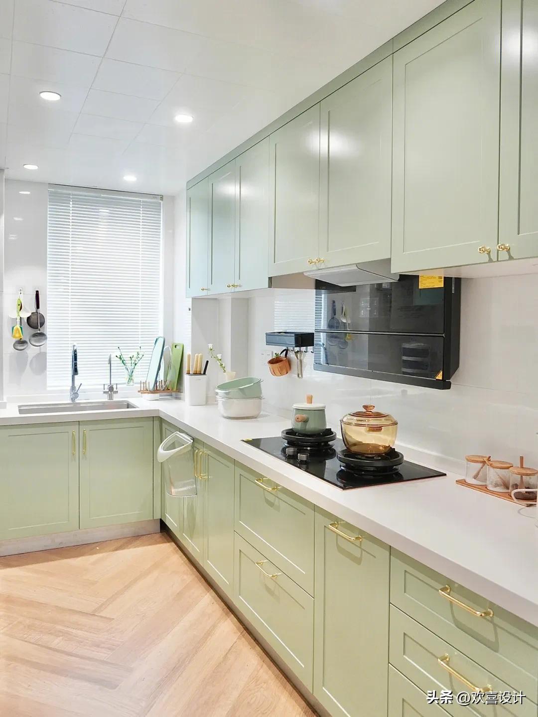 高颜值的厨房瓷砖铺设方案,30公分厨房装修效果图