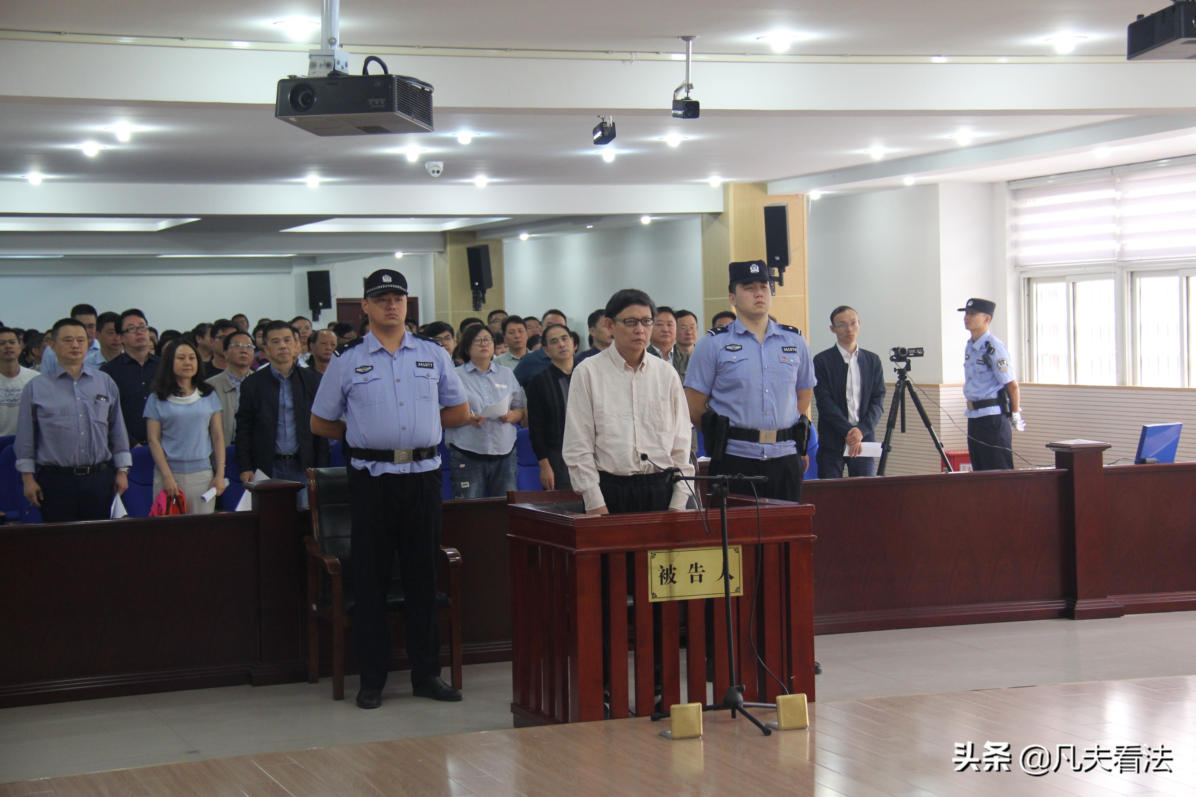 最近贪腐大案纪实,历年贪腐大案解密