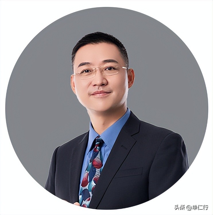 年轻人创业的励志故事,年轻人低成本创业项目