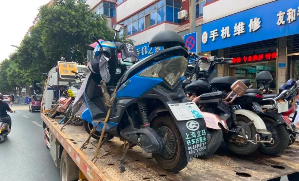 交警查扣摩托车在哪个位置,交警入户查扣电动车