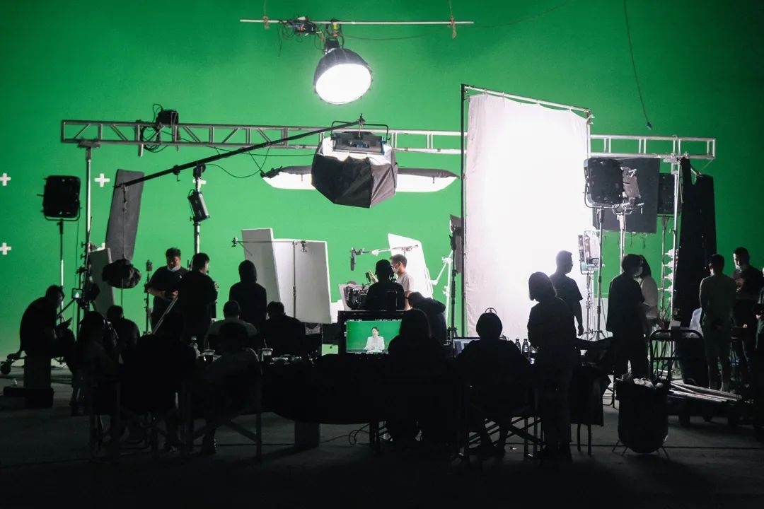 为什么名媛贵妇都爱钻石？2023年流行这5种…