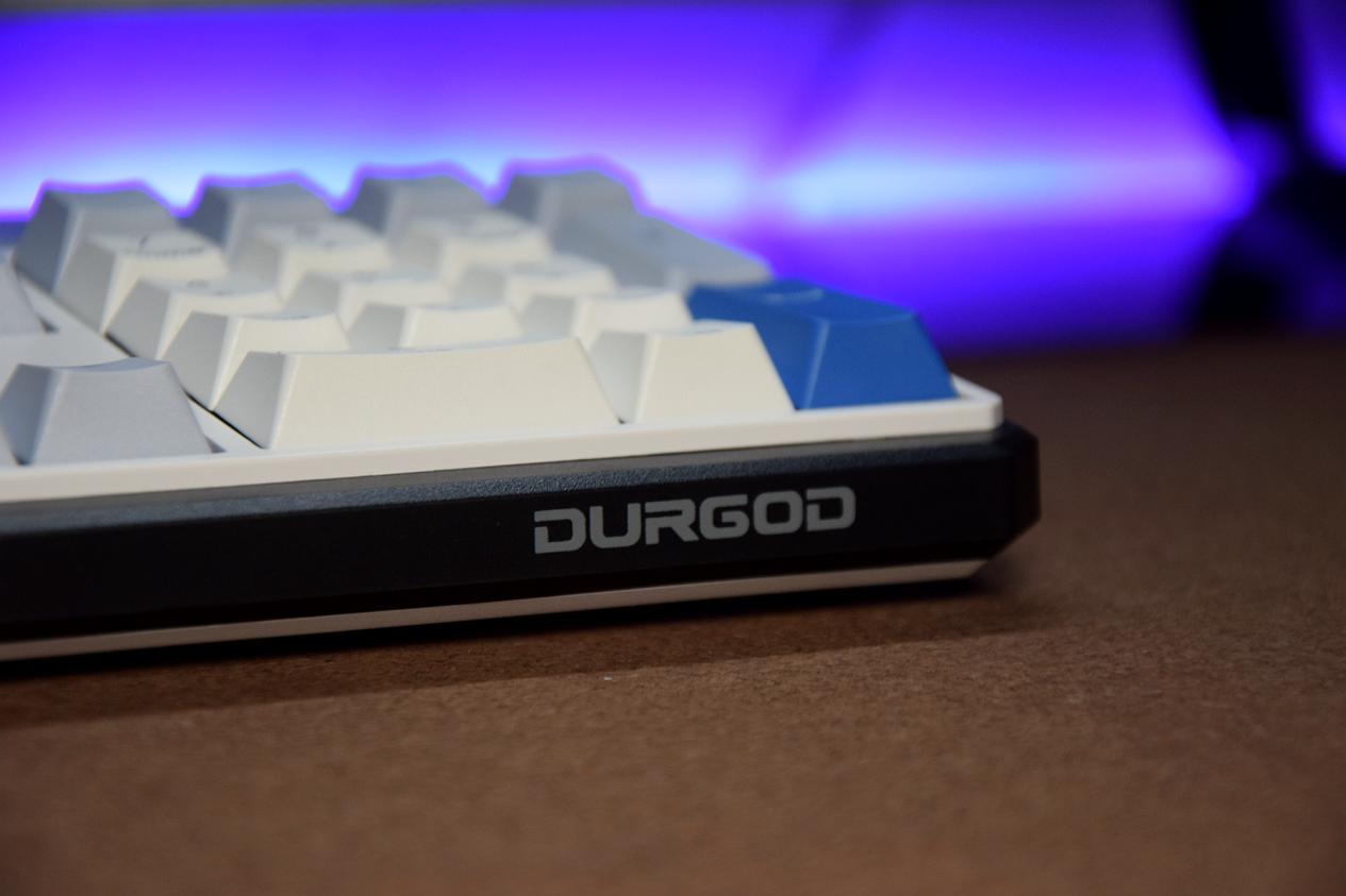 一年充电2次，这款无线机械键盘续航强得离谱，还可热插拔宏定义