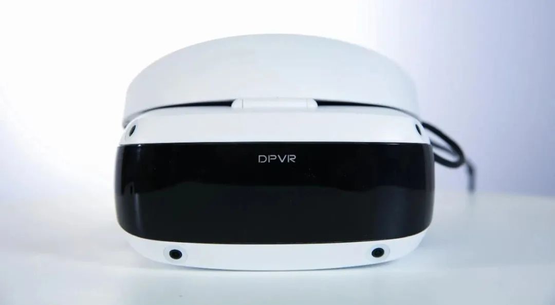 大朋VRE4评测：7000+Steam游戏兼容，真·游戏玩家的“拯救者”