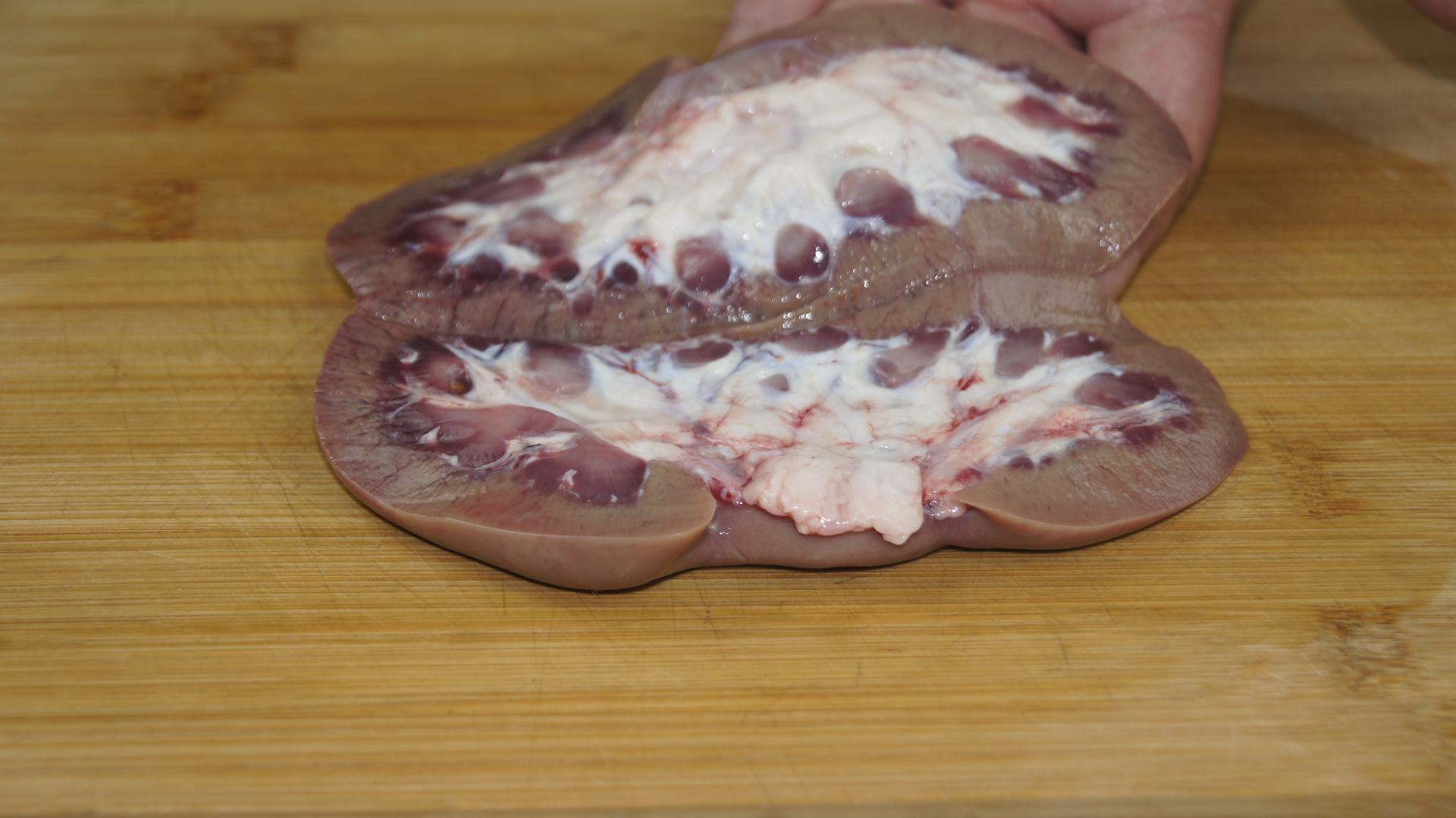 清洗猪腰可以用小苏打吗,清洗猪腰子可以用盐吗