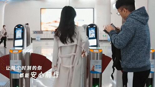 微信刷热度,微信上线刷掌支付引发网友热议