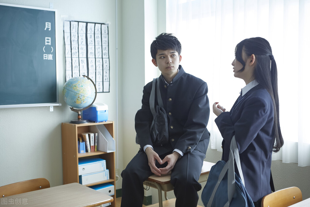 女孩从小被嫌弃10年后回家,女孩从小被嫌弃十年后回家