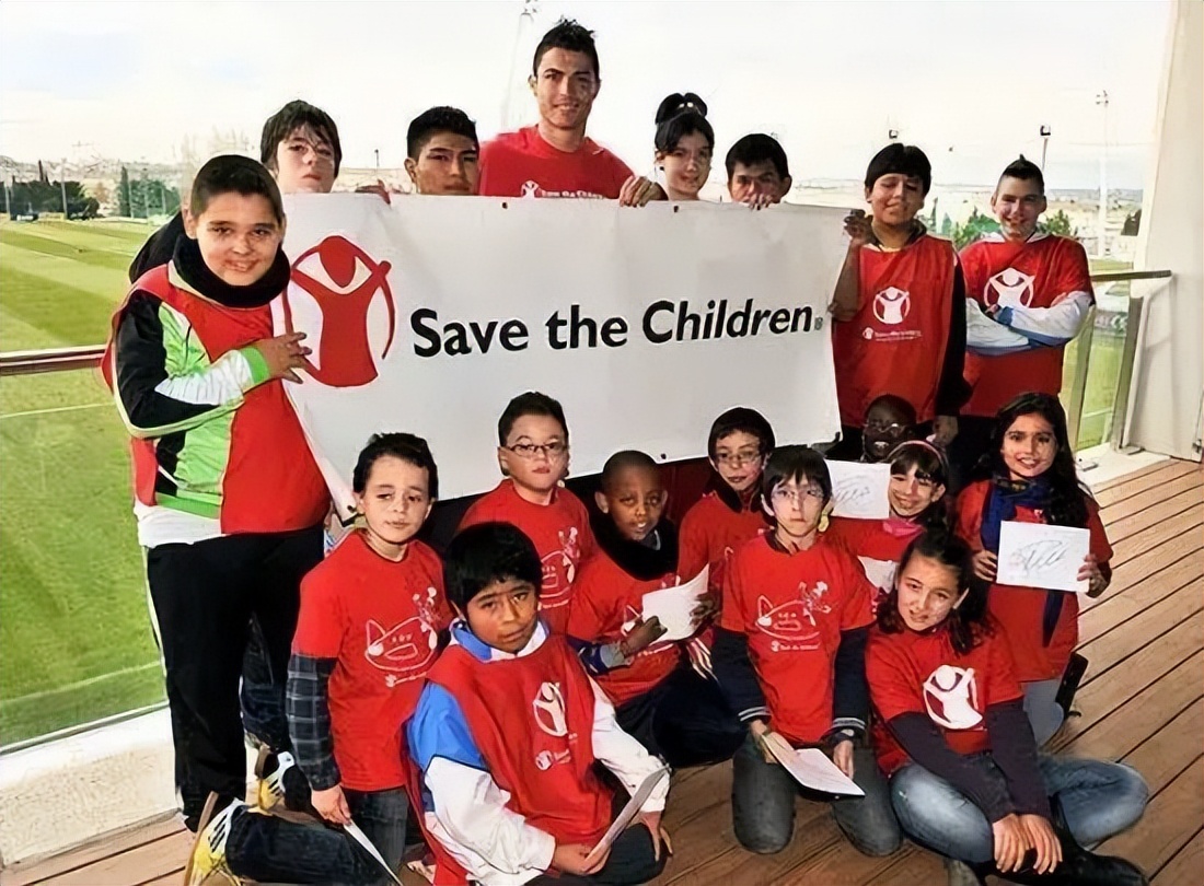 16岁的马拉多纳,16岁足球身价9000万