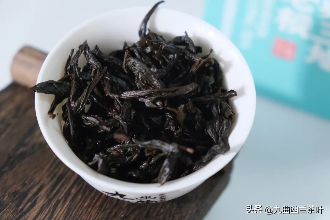 老茶客喝岩茶时赞不绝口的清凉感究竟是什么体验？