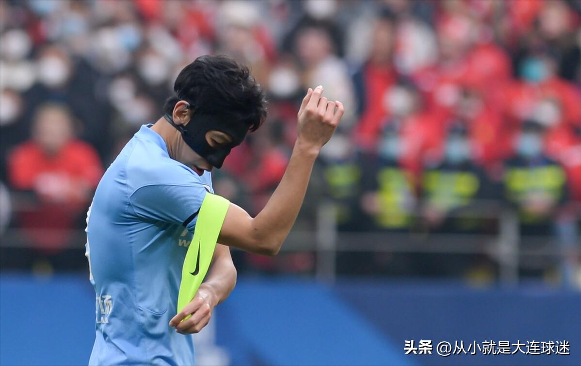 朱挺惯用脚,朱挺踩球