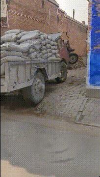 这就是李某和李女士的区别，现在连“马赛克”都开始区分颜值了