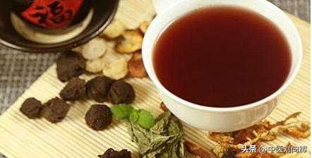 嗓子疼喝什么消炎药效果好,冬季嗓子疼吃什么消炎药