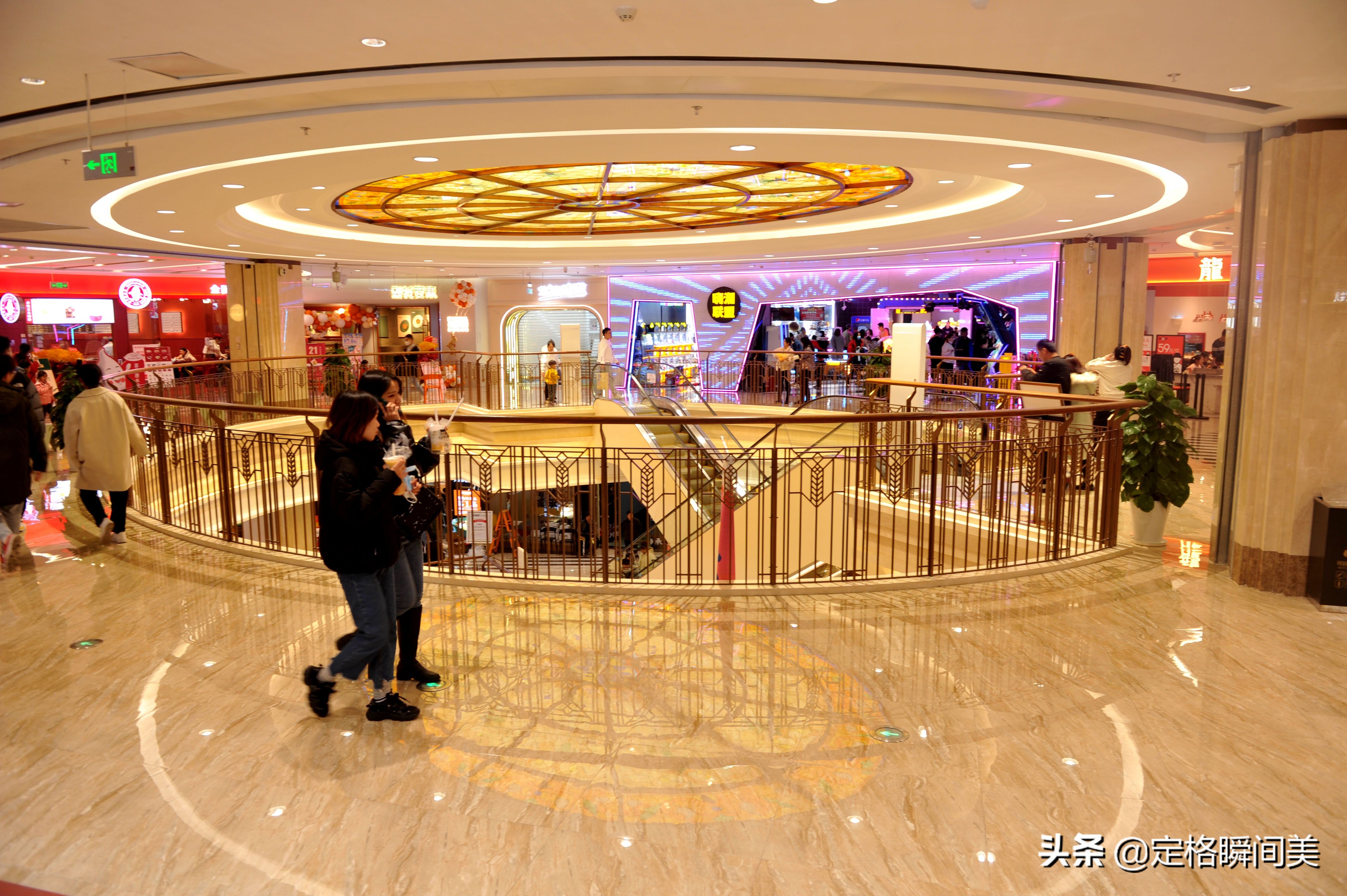 青岛西海岸新区金鼎广场,青岛西海岸金鼎广场