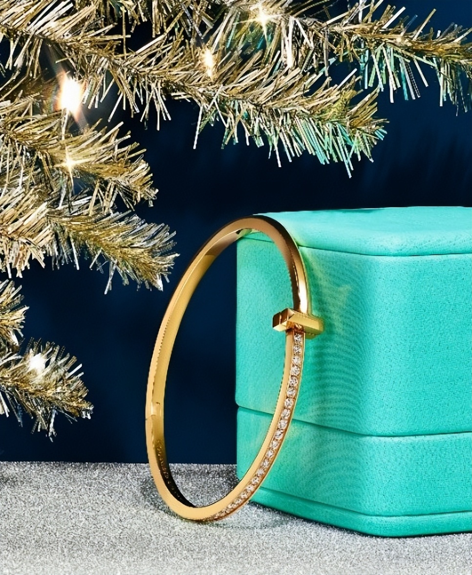 缤纷艺趣，尽享欢愉2022蒂芙尼节日季限时体验空间璀璨开启