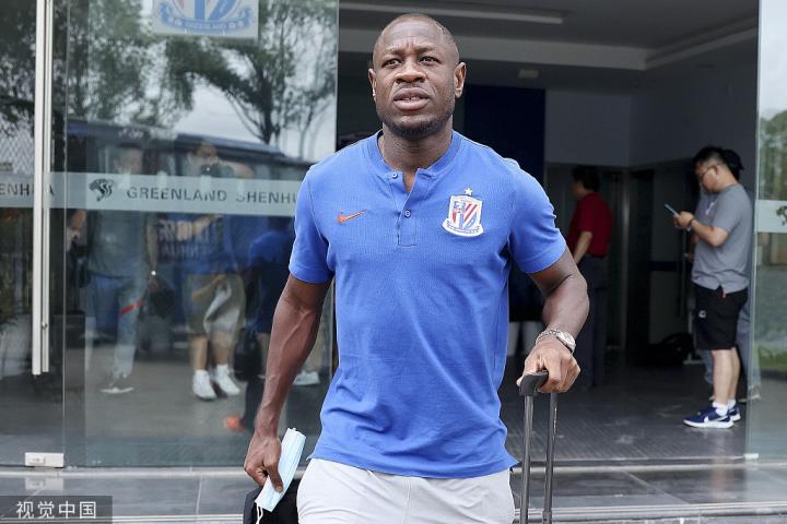 不止孙准浩、巴索戈：世界杯上，那些中国足球熟悉的面孔