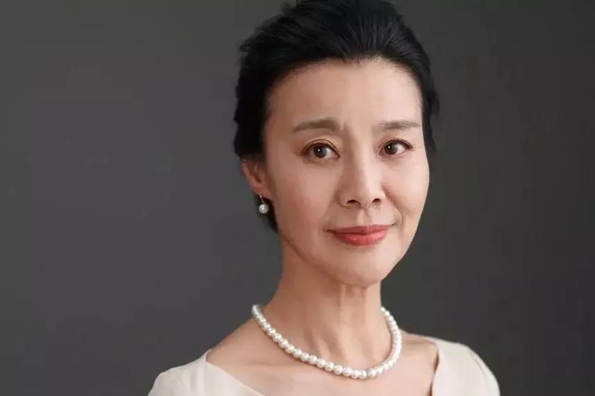 亲哥哥借弟弟几十万元钱不还,哥哥借我钱一直不还我怎么要