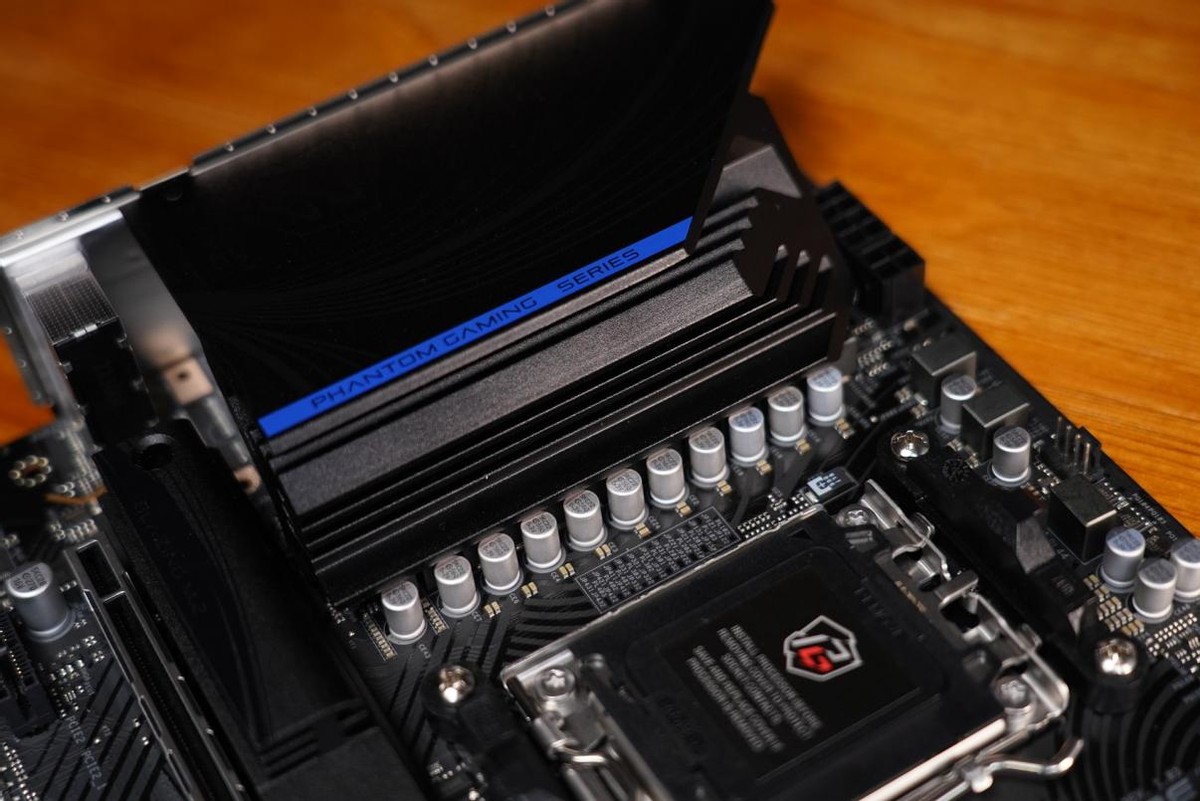 锐龙55600x游戏本,锐龙55600g可以玩什么游戏