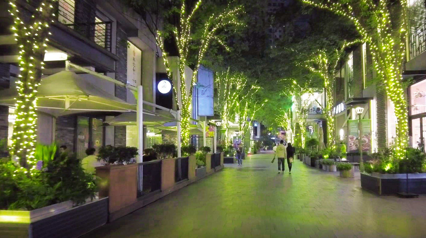 武汉时尚街区夜景,武汉夜景最好的街