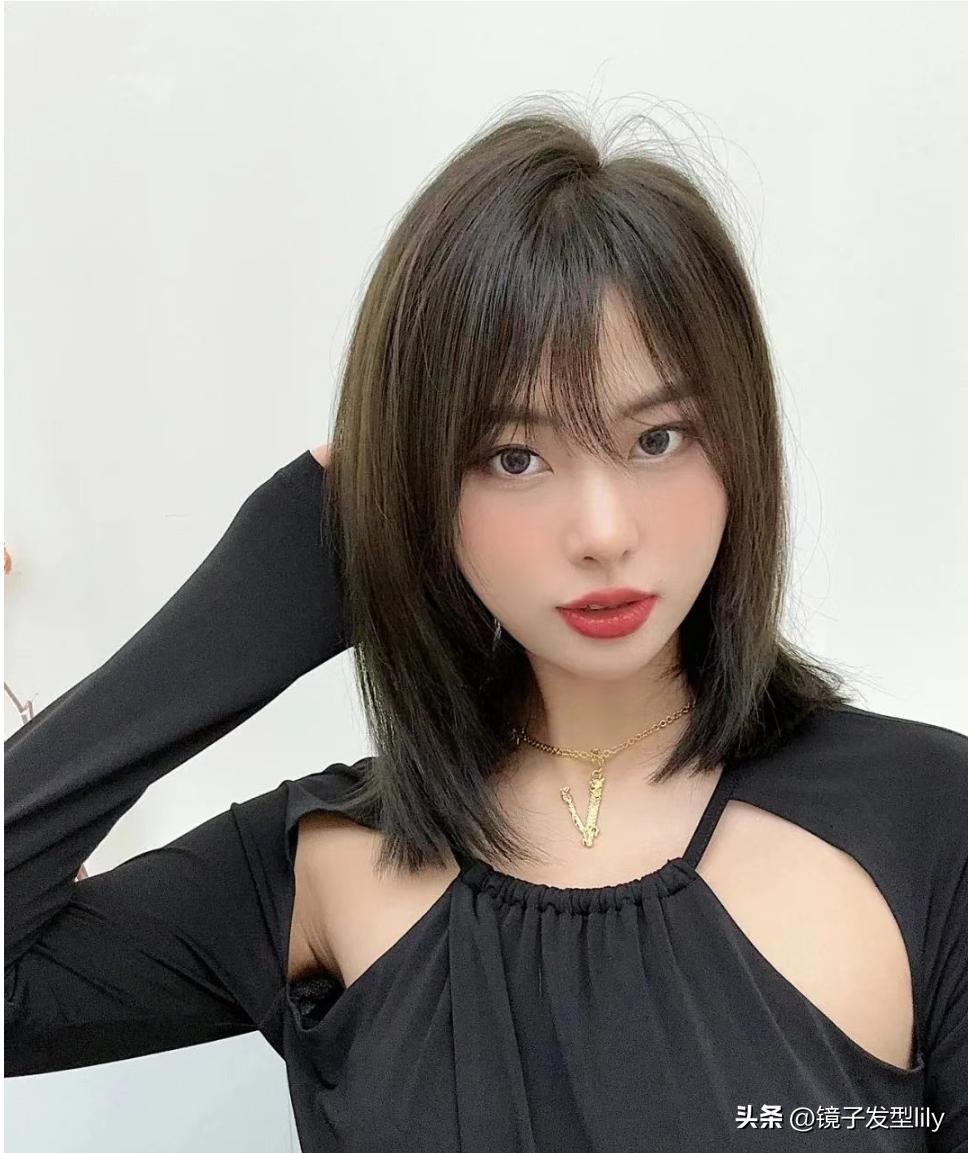 鞠婧祎公主切挑染造型,公主切挂耳染发加挑染