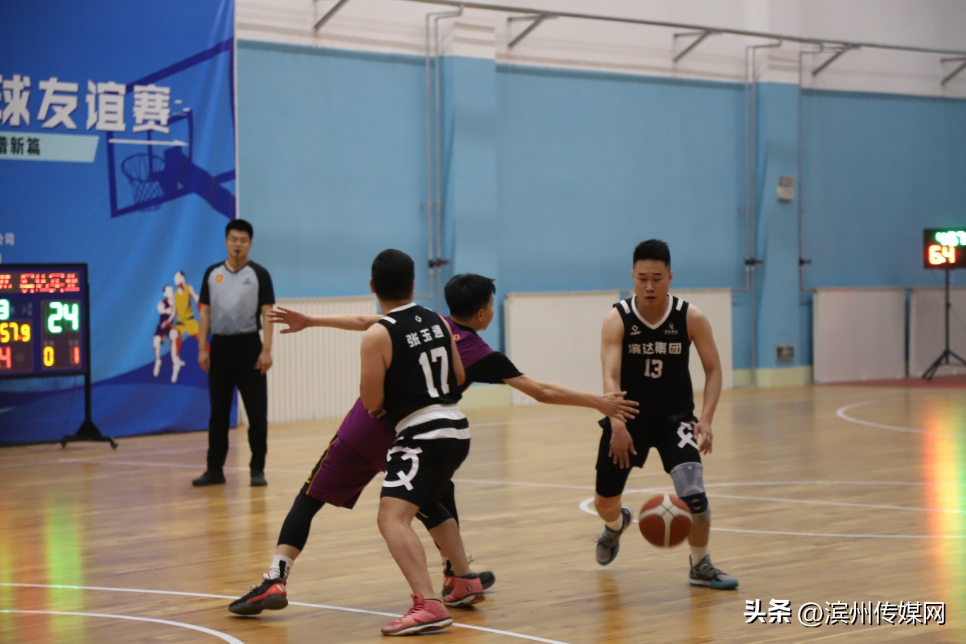 篮球友谊赛邀请其他球队,迎篮而上以球会友篮球友谊赛