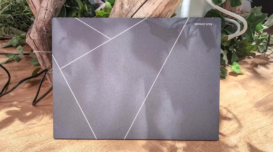 华硕zenbook15深度测评,华硕zenbook13优缺点