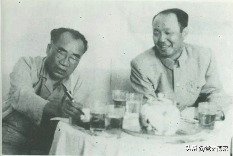 *兰夫乌**：被誉为草原之子的开国上将，打响内蒙古民族武装抗日第一枪，周总理赞他是解决难题的能手