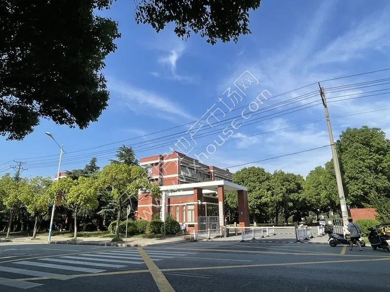 市区万达甲a写字楼,无锡惠山高档办公楼选址