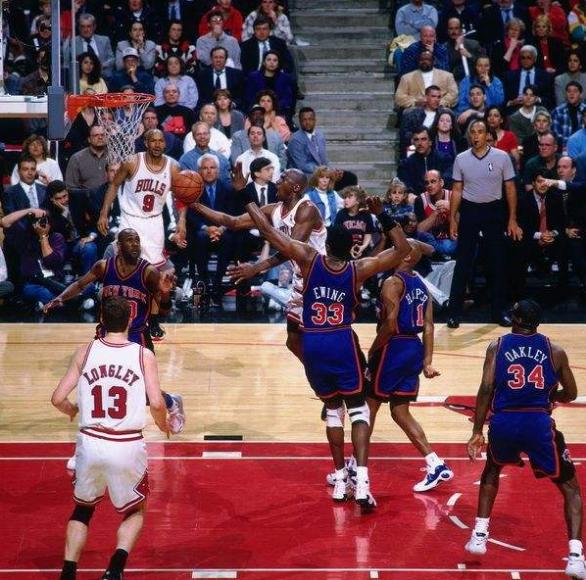 连得17分，硬气！被逆转之王曾经正面硬刚篮球之神，最后被教做人