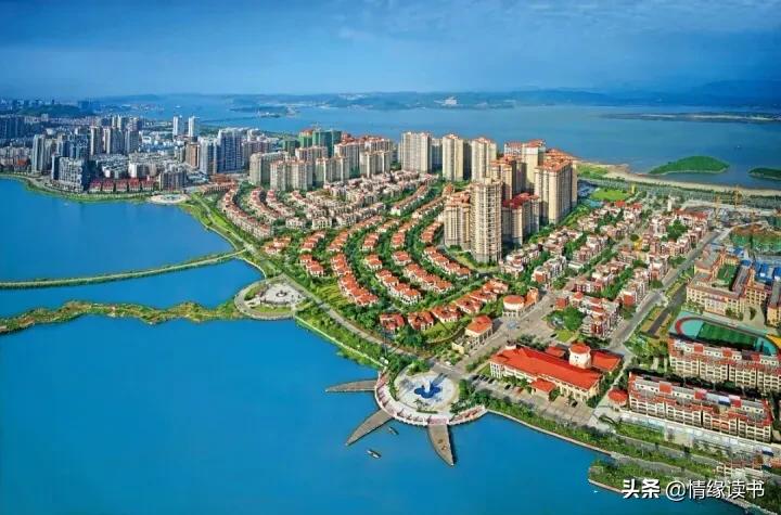 阿联酋中东明珠迪拜,迪拜一座富得流油的波斯湾城市