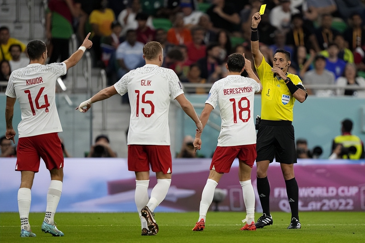 法国3-1波兰队莱万与姆巴佩,法国3比1波兰姆巴佩进球