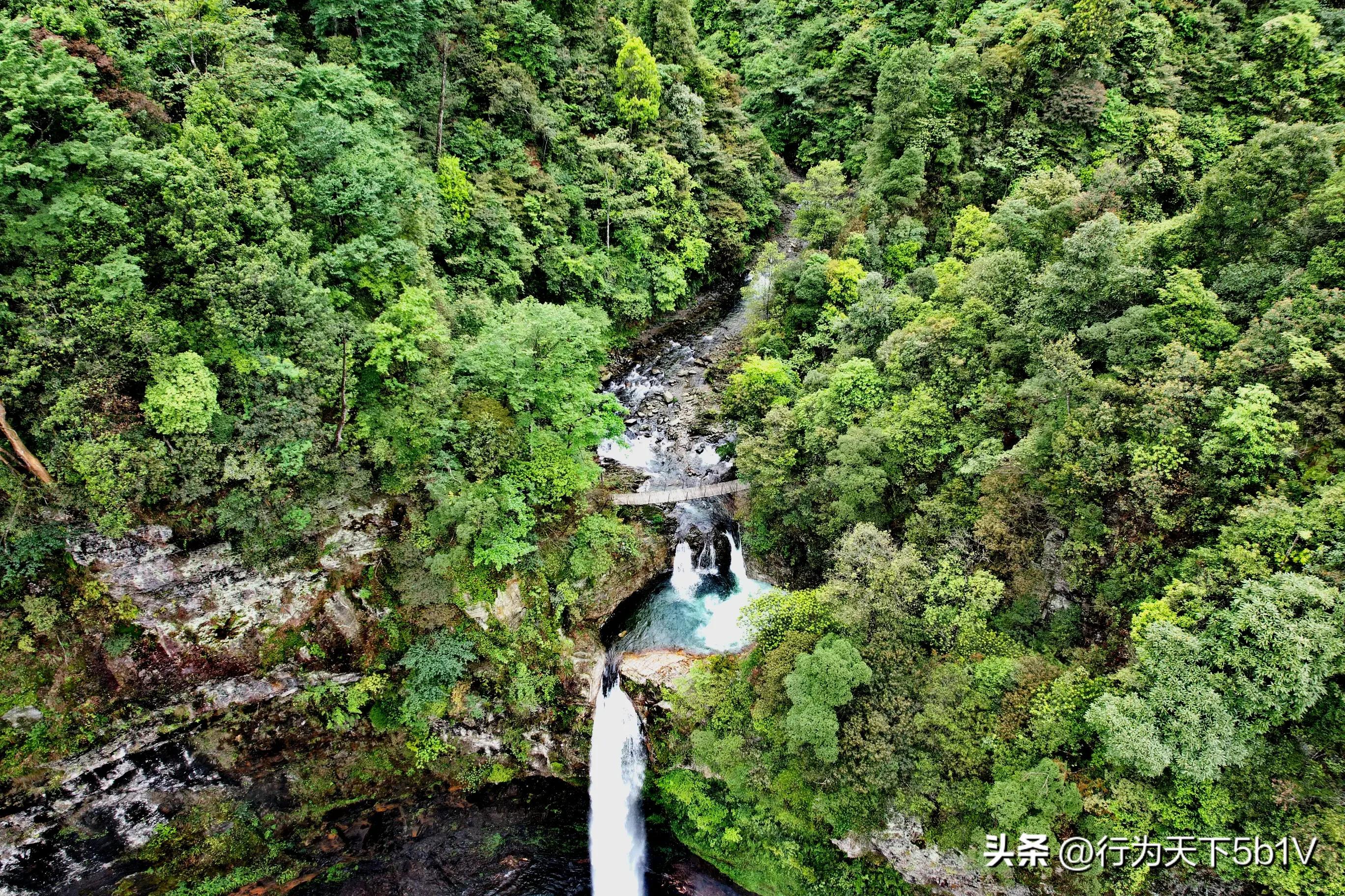 【探秘宛田红滩瀑布溯溪梦江吉翁瀑布】穿越花坪神秘风景线