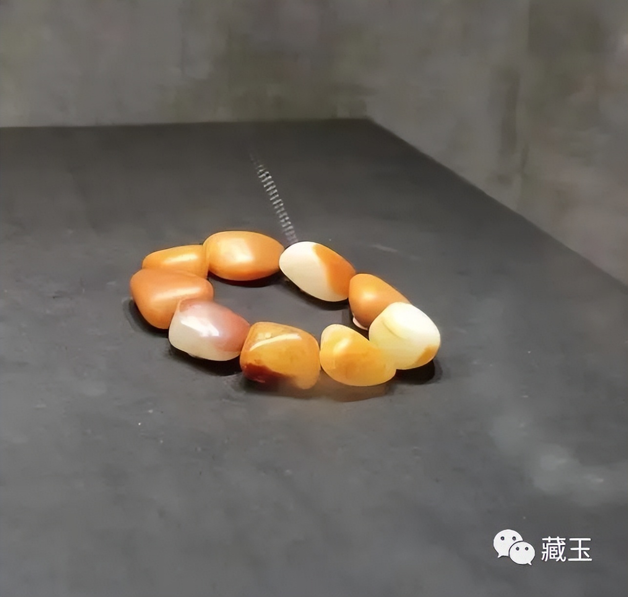 一条籽料圆珠手串价格,真的和田籽料手串值多少钱