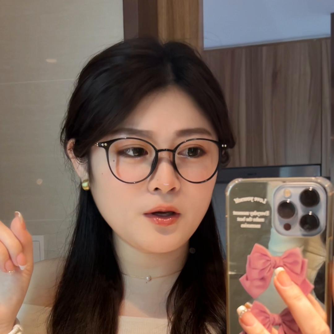 眼圈暗沉咱就是886，人老眼不老！我有小法宝！以后...