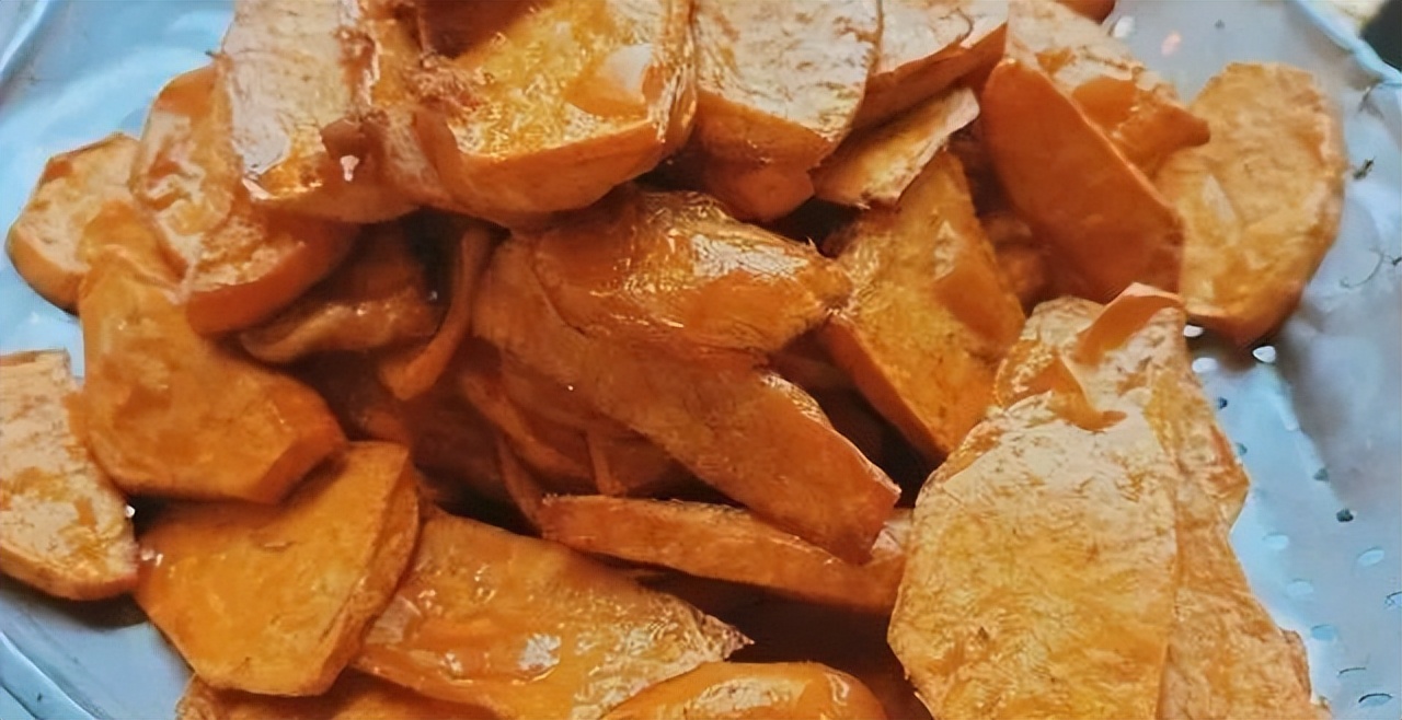 蔬菜和肉类的热量对比,三种蔬菜的热量超高