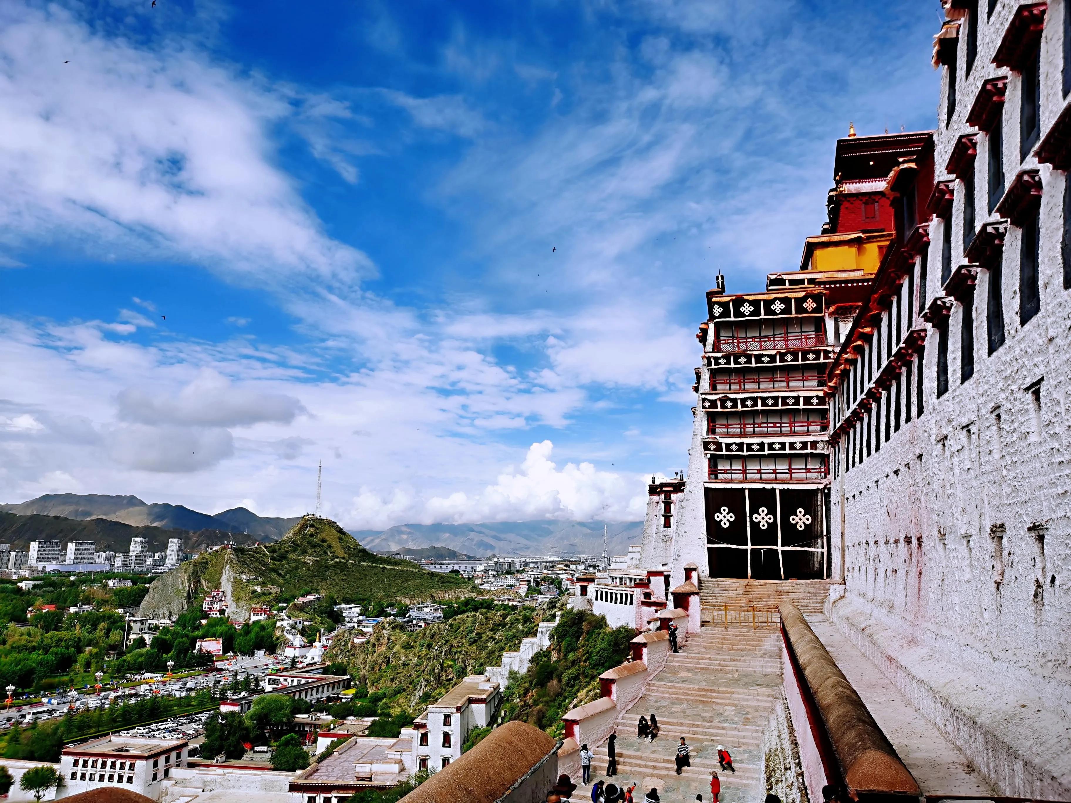 雪域圣城布达拉宫歌舞,美丽的雪域高原神奇的布达拉宫
