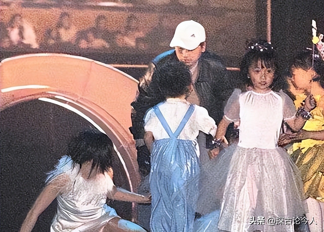 赵薇近况曝光图片,赵薇近况发福图片