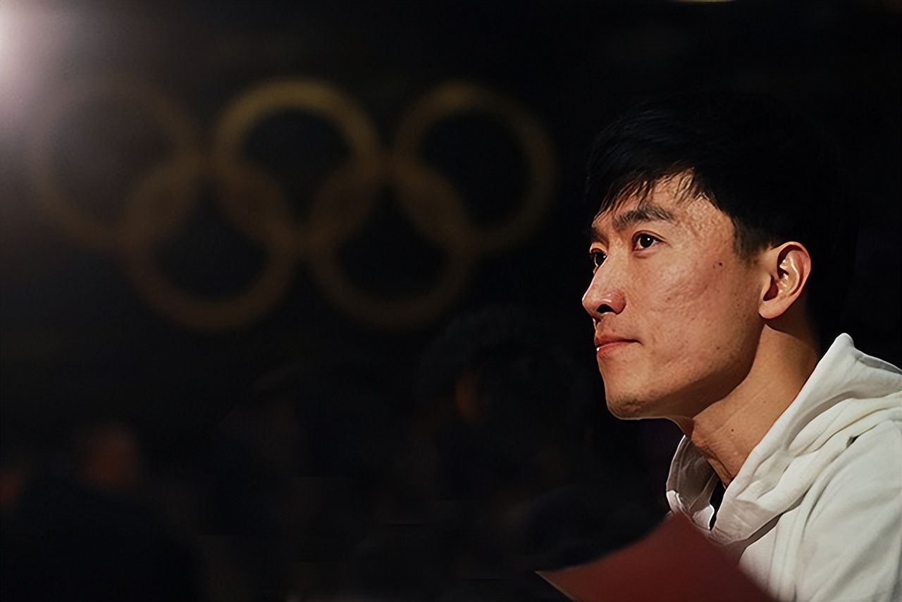 刘翔不生育原因,世界飞人刘翔退役