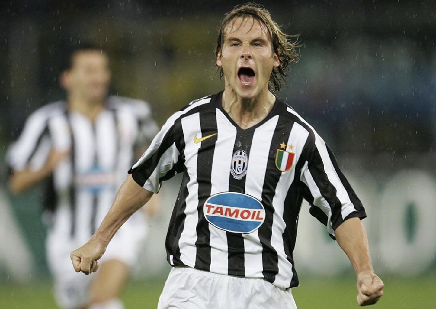 世界公认十大顶级中场大师,足坛十大中场大师