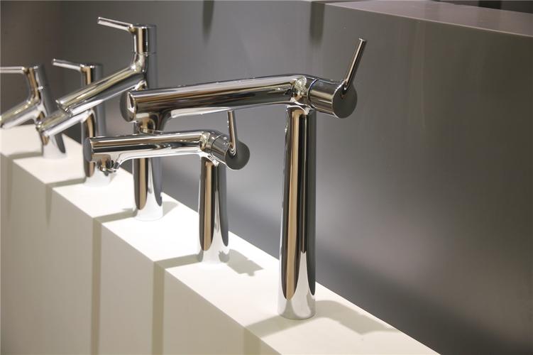 不管你多节约也不会有人心疼,不管你多有钱一定要学会节省