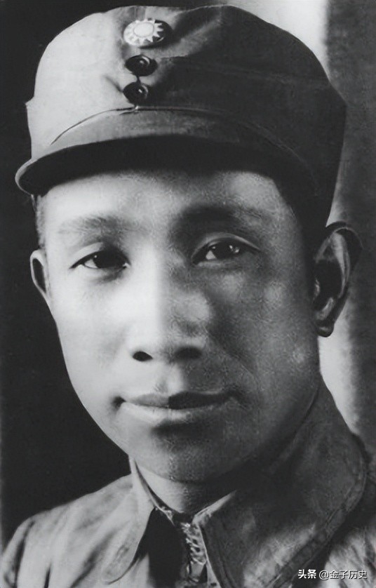 谁来当新四军参谋长？叶挺和项英提名4人，主席却选了另外一人