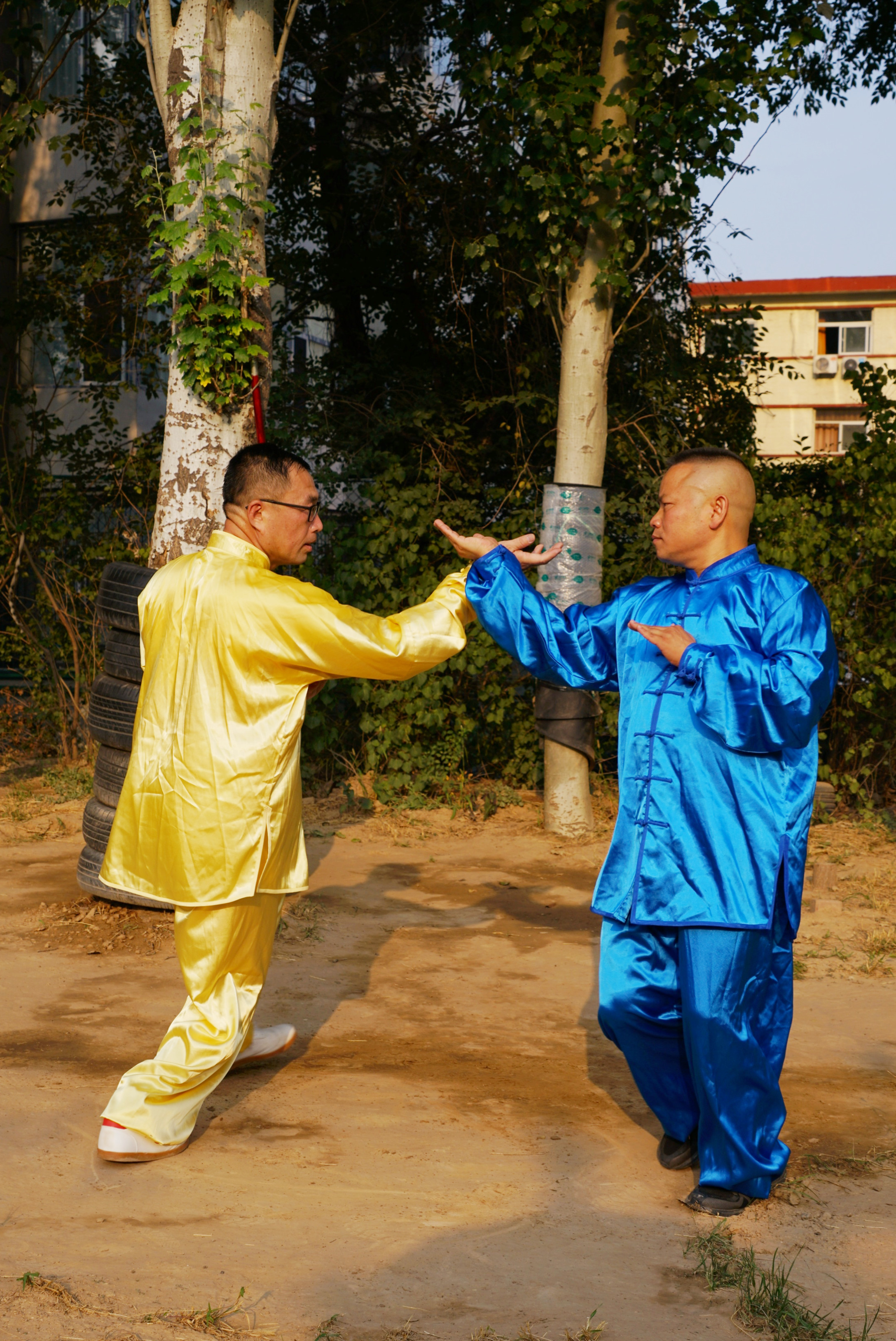 八卦旋转方向,八卦转掌和走圈一样吗