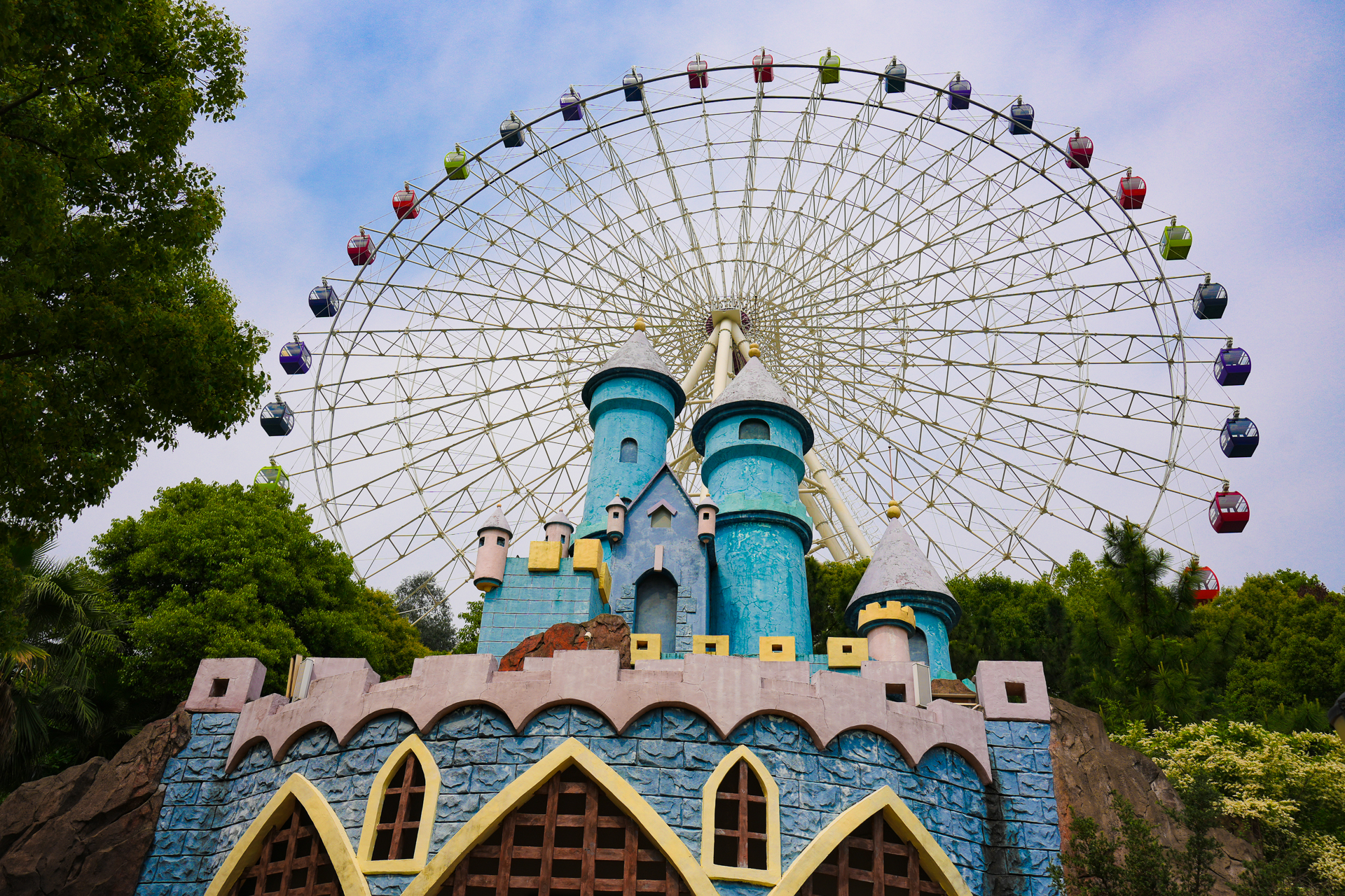 温州瓯海美食一条街,温州乐园刺激惊险