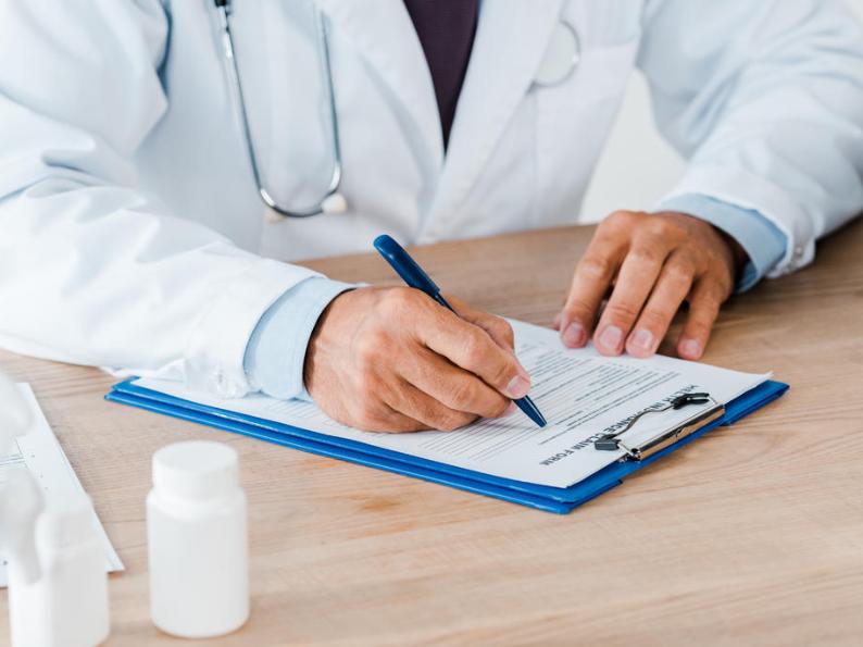 阿莫西林不是消炎药?提醒:真正的消炎药只有2种,别吃错了