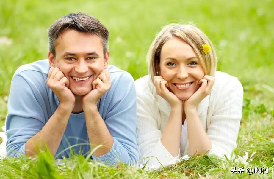 皮肤保养小窍门美白补水,怎样才能使脸部皮肤光滑细腻美白