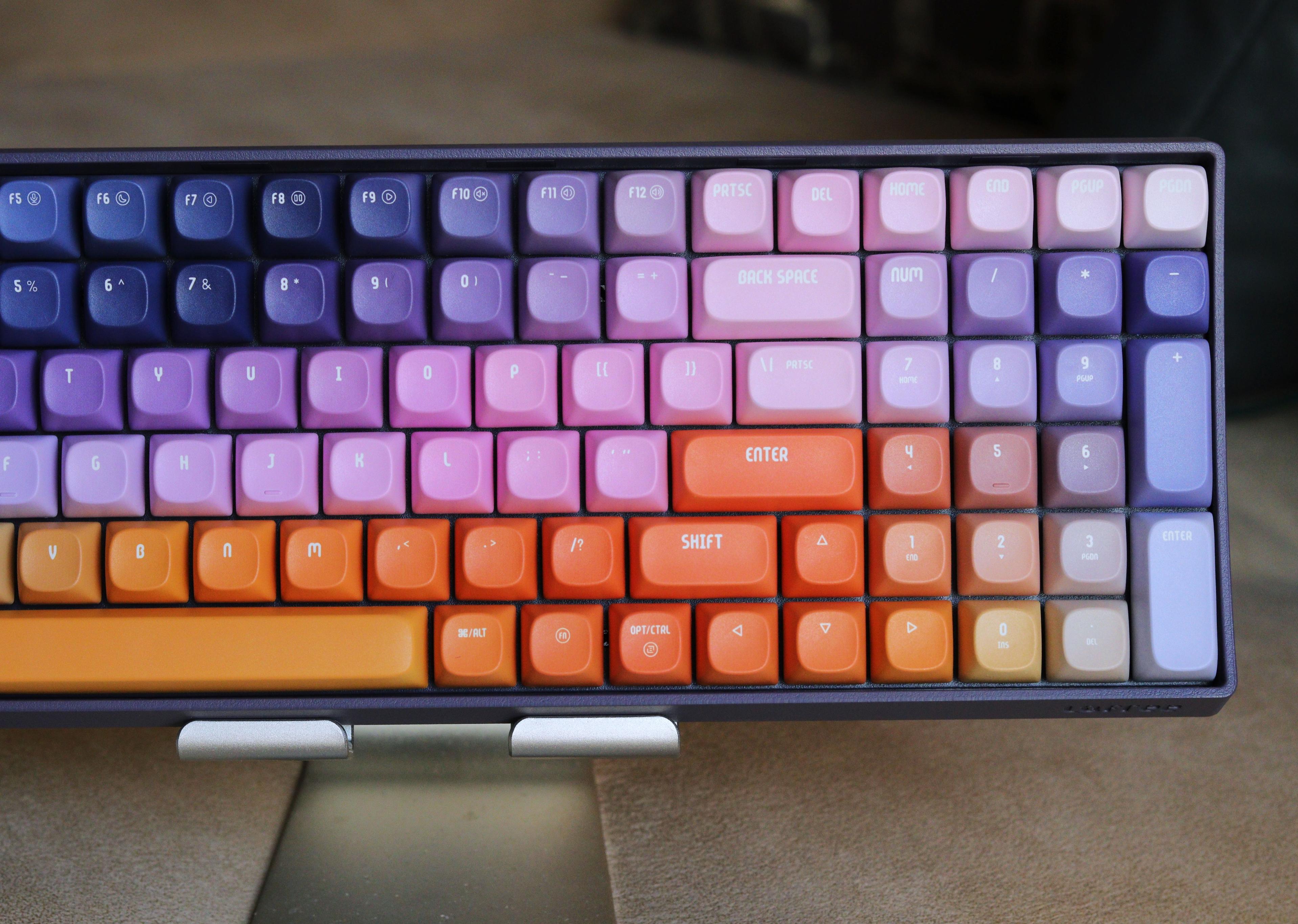 洛斐和keychron机械键盘对比,洛斐星河小翘最低多少钱