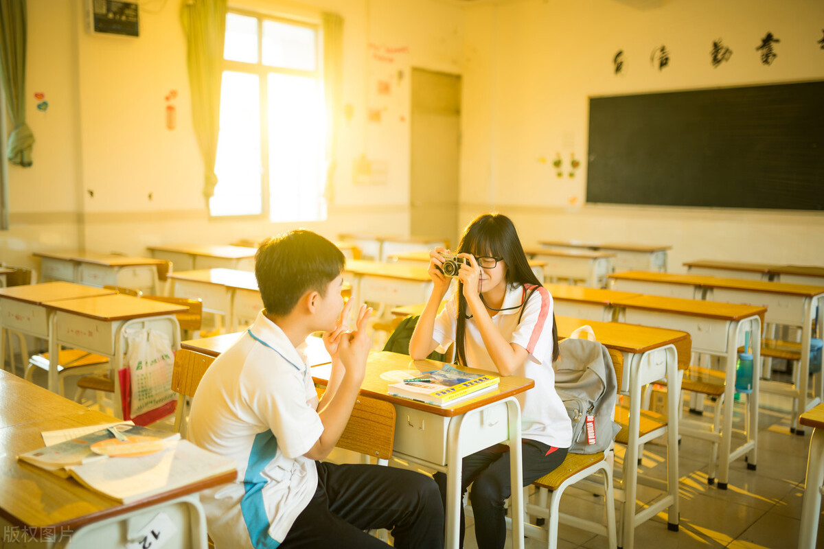 小学老师被学生骂了,小学老师被学生骂哭