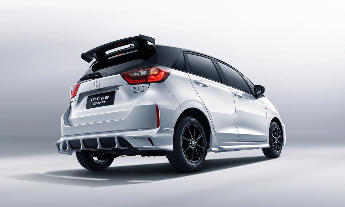 9.68万元实现“超跑”信仰!飞度無限MUGEN版上市