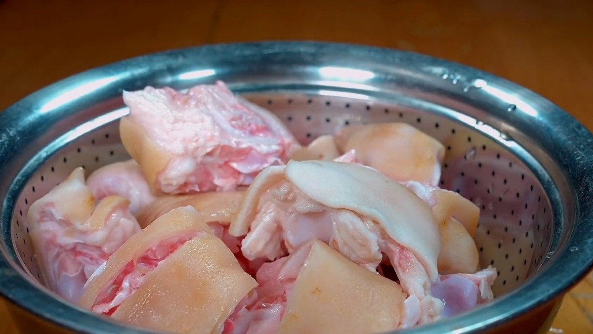 老人预防感冒增强抵抗力补什么,二次感染吃什么可以恢复呢