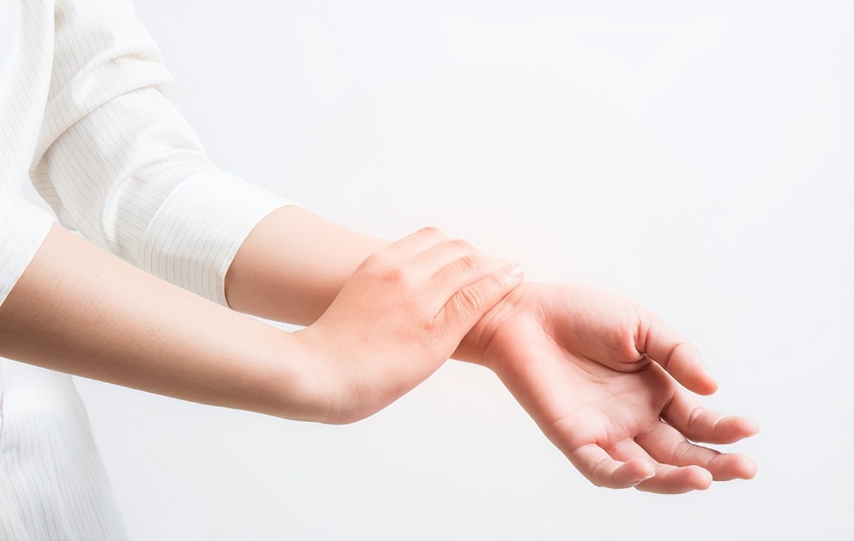 家人脑出血怎么安慰,家里老人脑出血应该怎样安慰